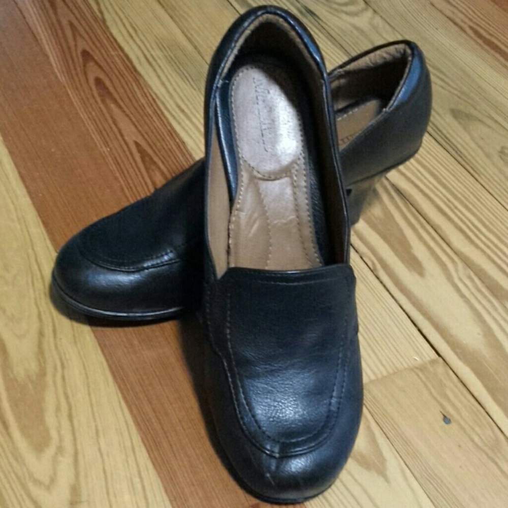 Loafer style heel